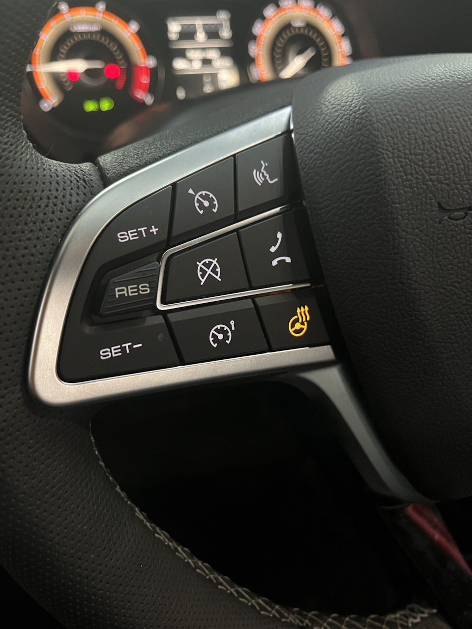 2️⃣5️⃣ Штатный обогрев руля Веста NG 2023 — Lada Vesta (NG), 1,6 л ...