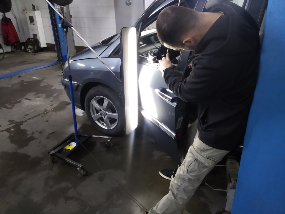 Правка вмятин без покраски. — Citroen C8, 2 л, 2008 года | кузовной ...