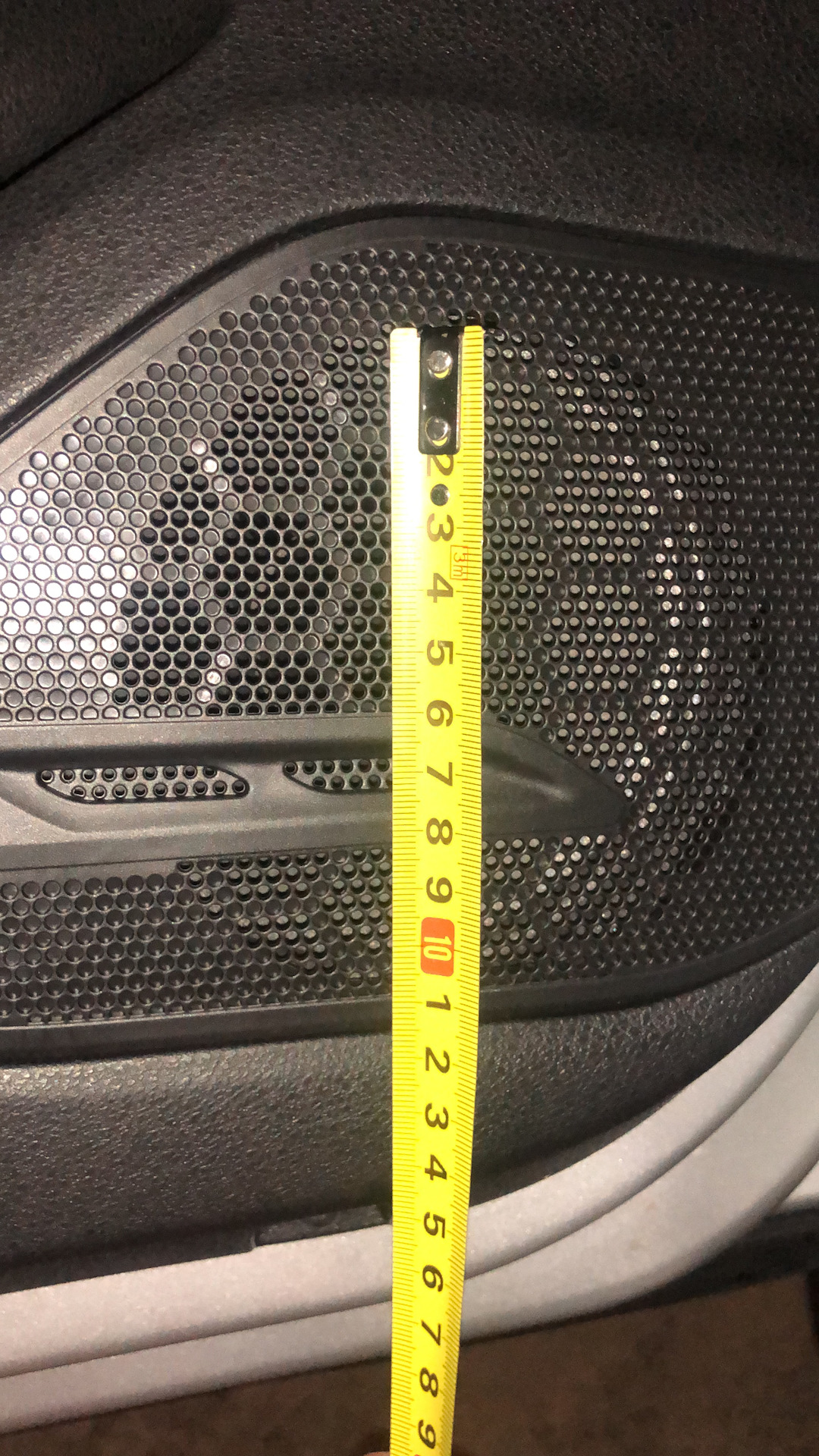 volkswagen-golf-gti-r-2012-2017