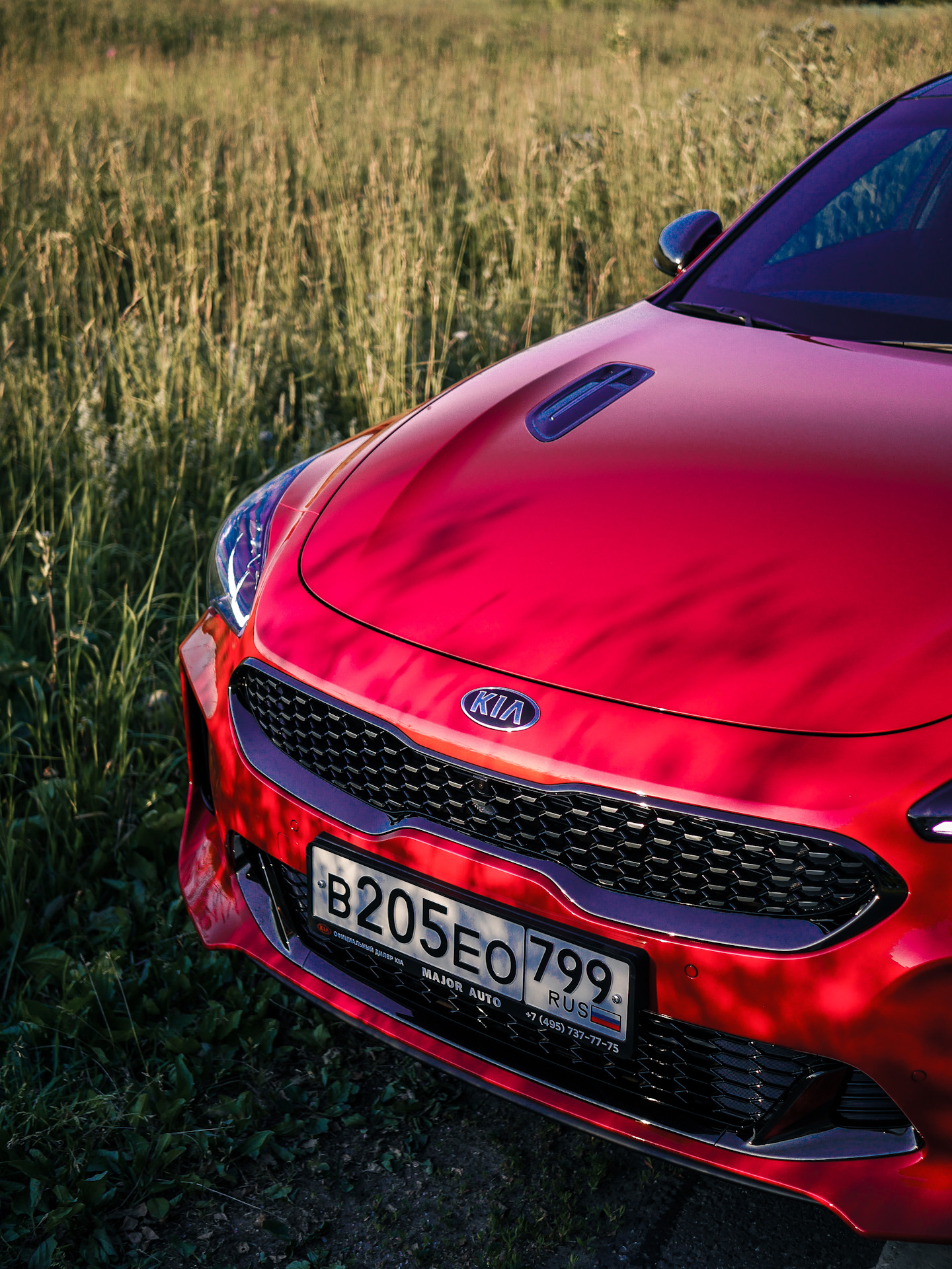 kia stinger аккумулятор