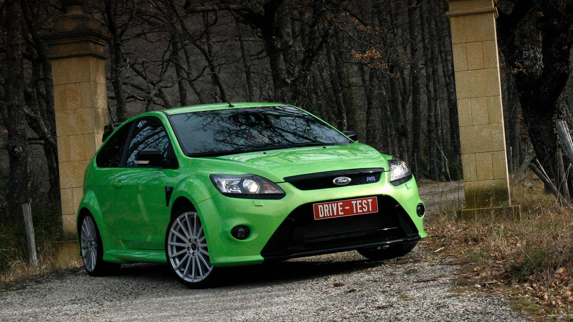 Форд фокус причины. Ford Focus RS mk2. Ford Focus RS 2013. Ford Focus RS 2008. Форд Фиеста РС.