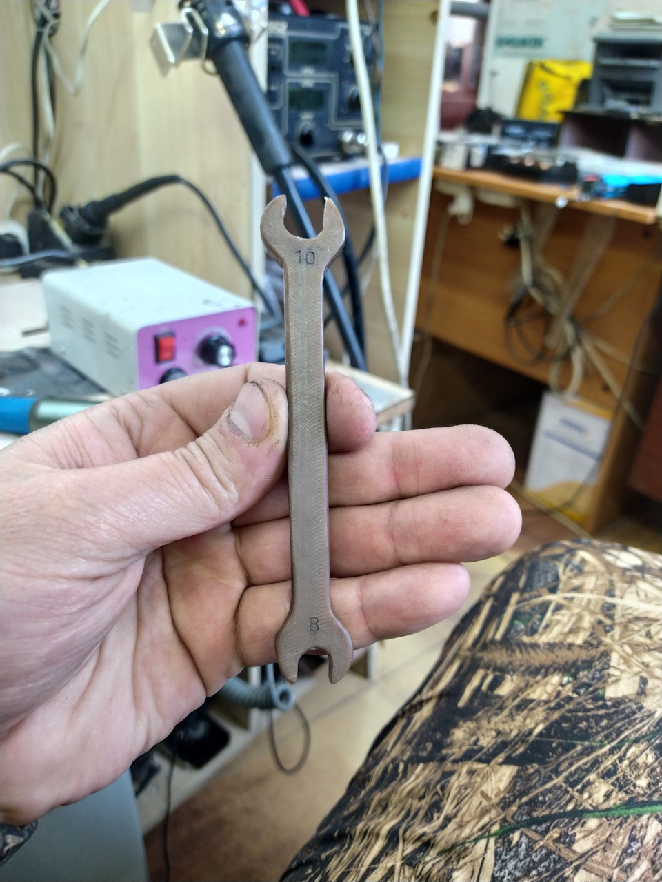 Ремонт наконечника спидометра. — Nissan Mistral, 2,7 л, 1996 года ...