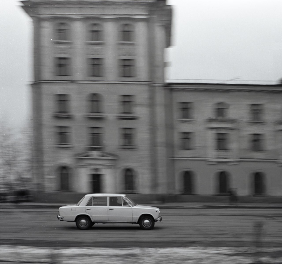 Съемки дневника Lada Sport или краткий путеводитель по родному Тольятти. —  Lada 2103, 1,5 л, 1977 года | тест-драйв | DRIVE2