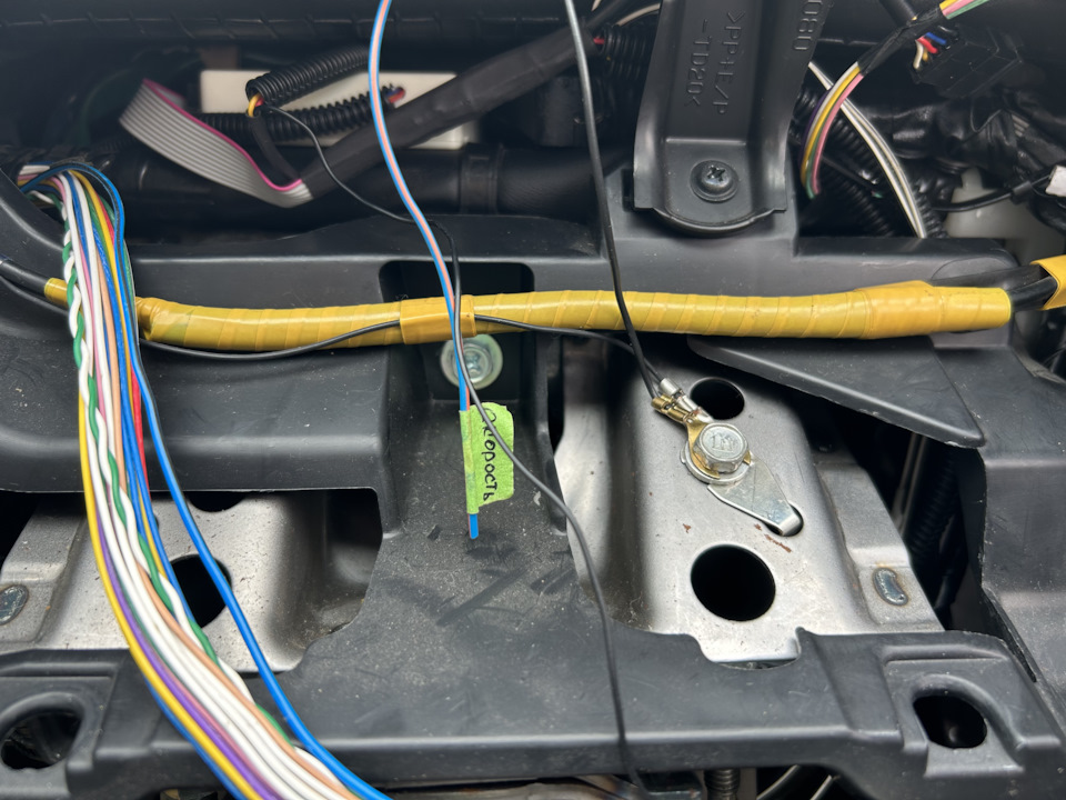 Фото в бортжурнале Toyota Corolla Fielder (E140)
