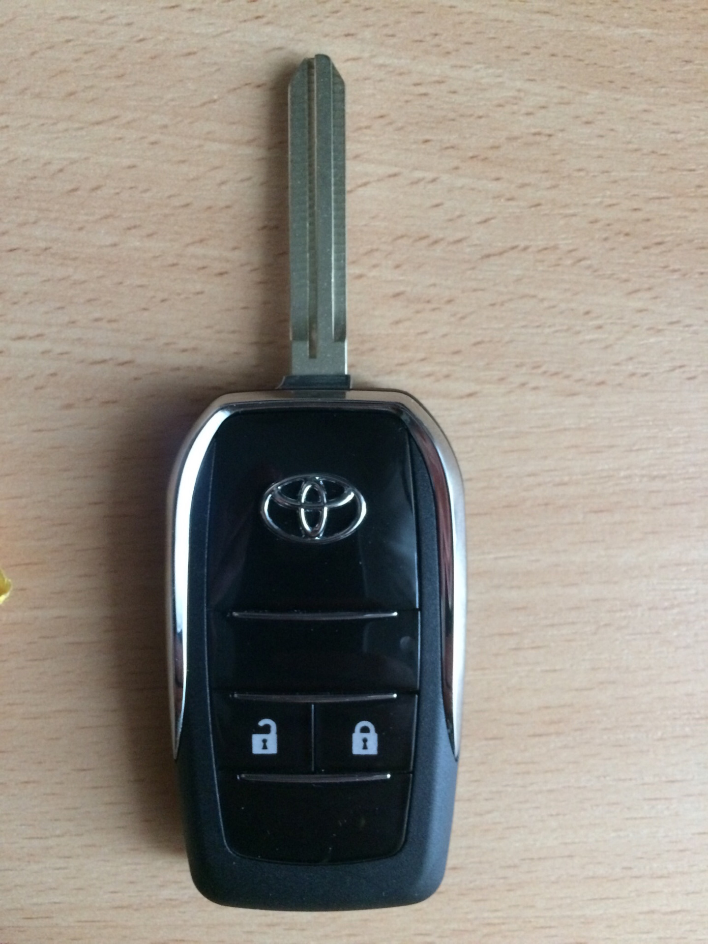 Ключ тойота рав. Toyota rav4 ключ зажигания. Корпус ключа Toyota rav4. Ключ Тойота рав 4. Ключ Тойота рав 4 2012.