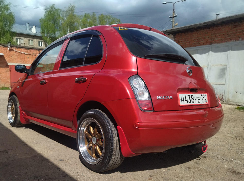 Nissan Micra k12 stance