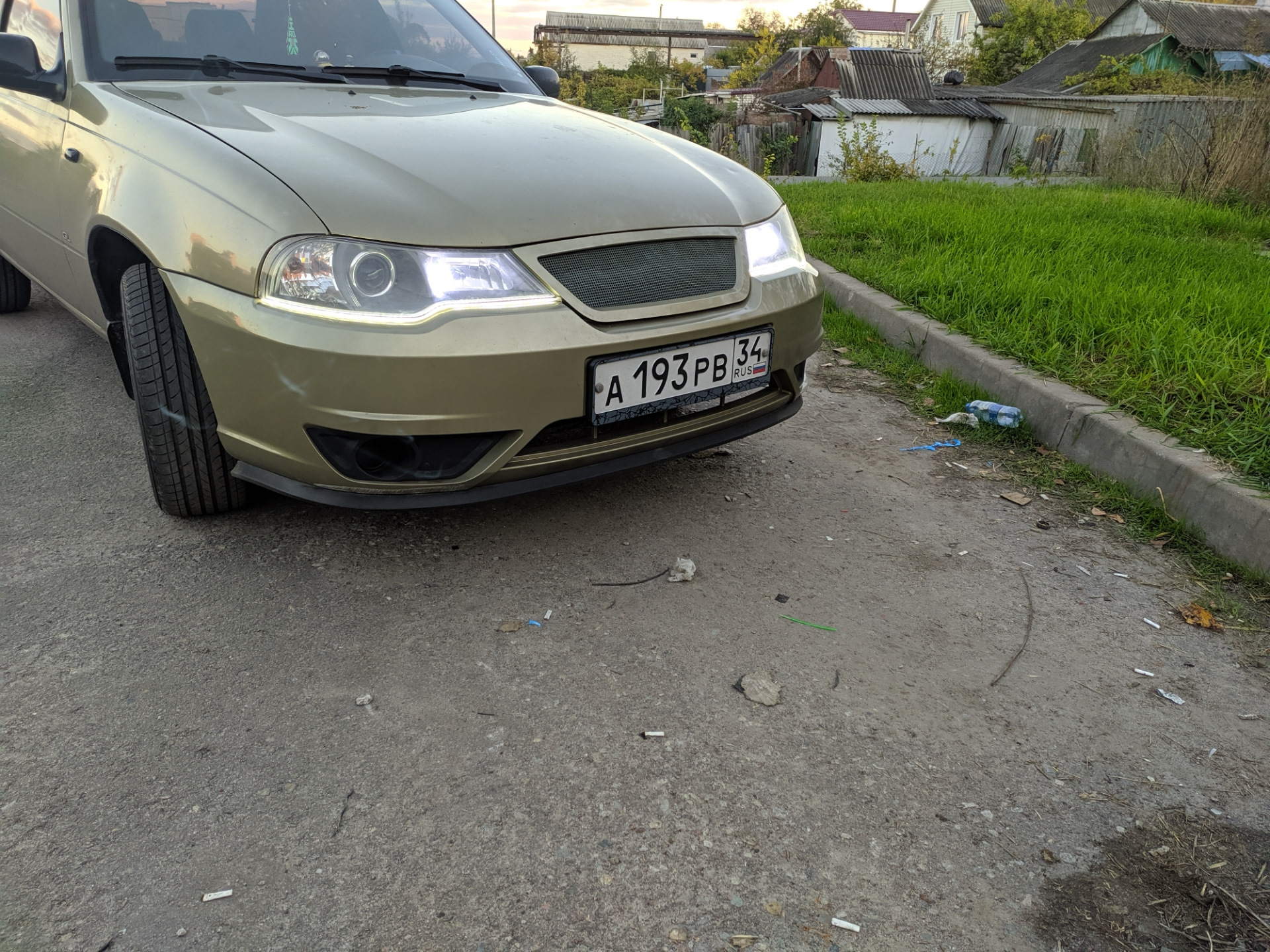 ДХО с повторителями поворотников — Daewoo Nexia (N150), 1,5 л, 2009 ...
