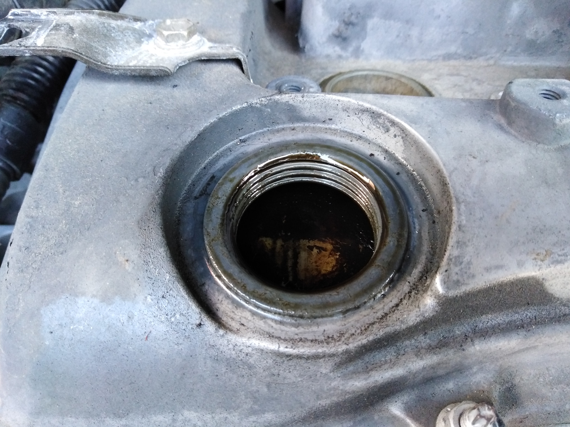 Сумка под масло vag. Долил 2 литра масла. Долил 2 литра масла. Сумка под масло vag. Долил 2 литра масла.