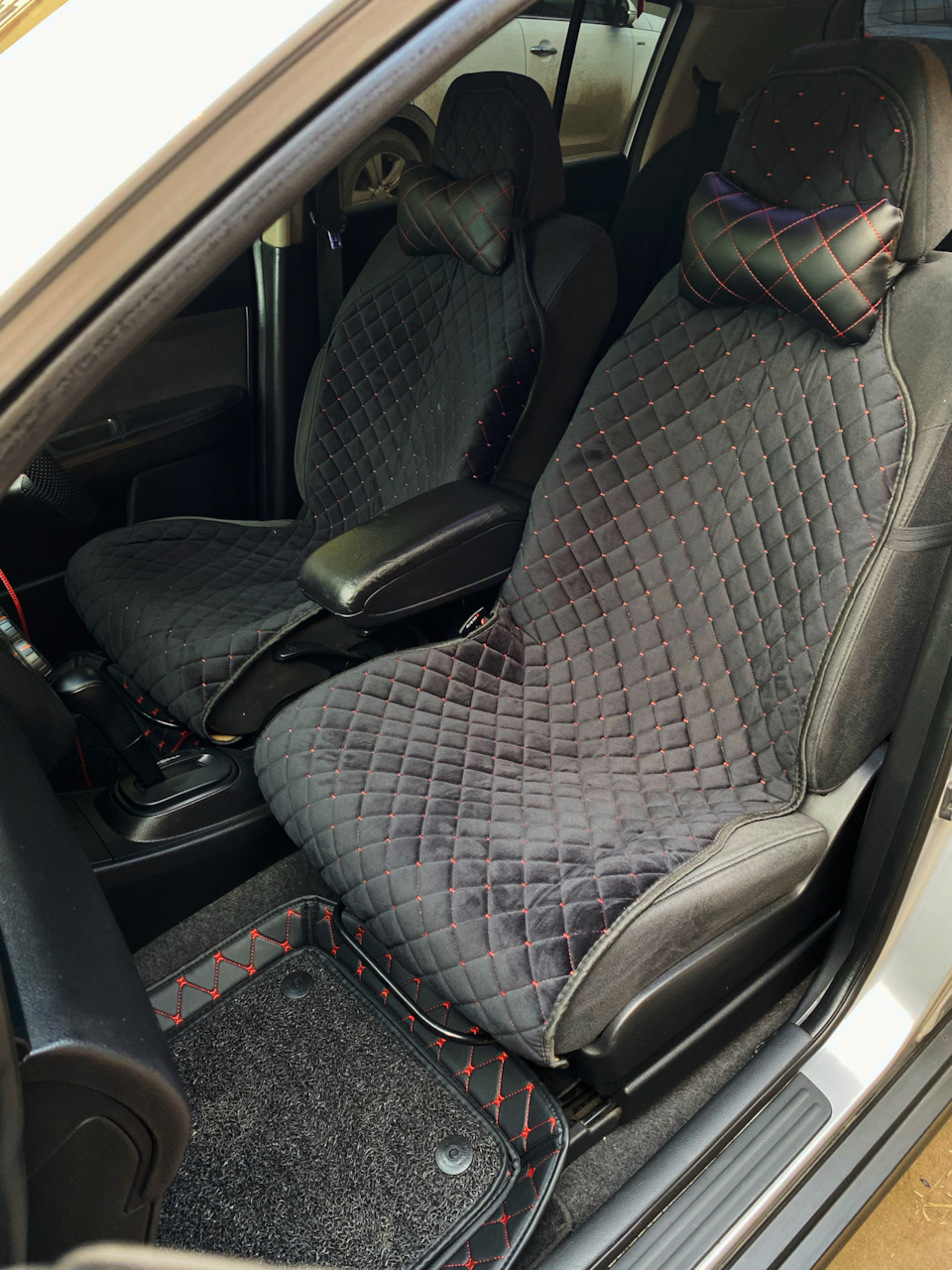 Коврики из эко-кожи, чехлы и по мелочи — Nissan Tiida🔴 — Nissan Tiida ...