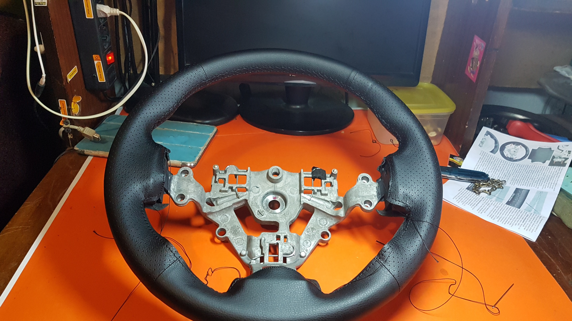 Пермь рулит перетяжка руля. Пермь рулит перетяжка руля. Пермь рулит перетяжка руля. Оплетка на руль ниссан ноут 2017. Оплётка на руль ниссан альмера классик 2007.