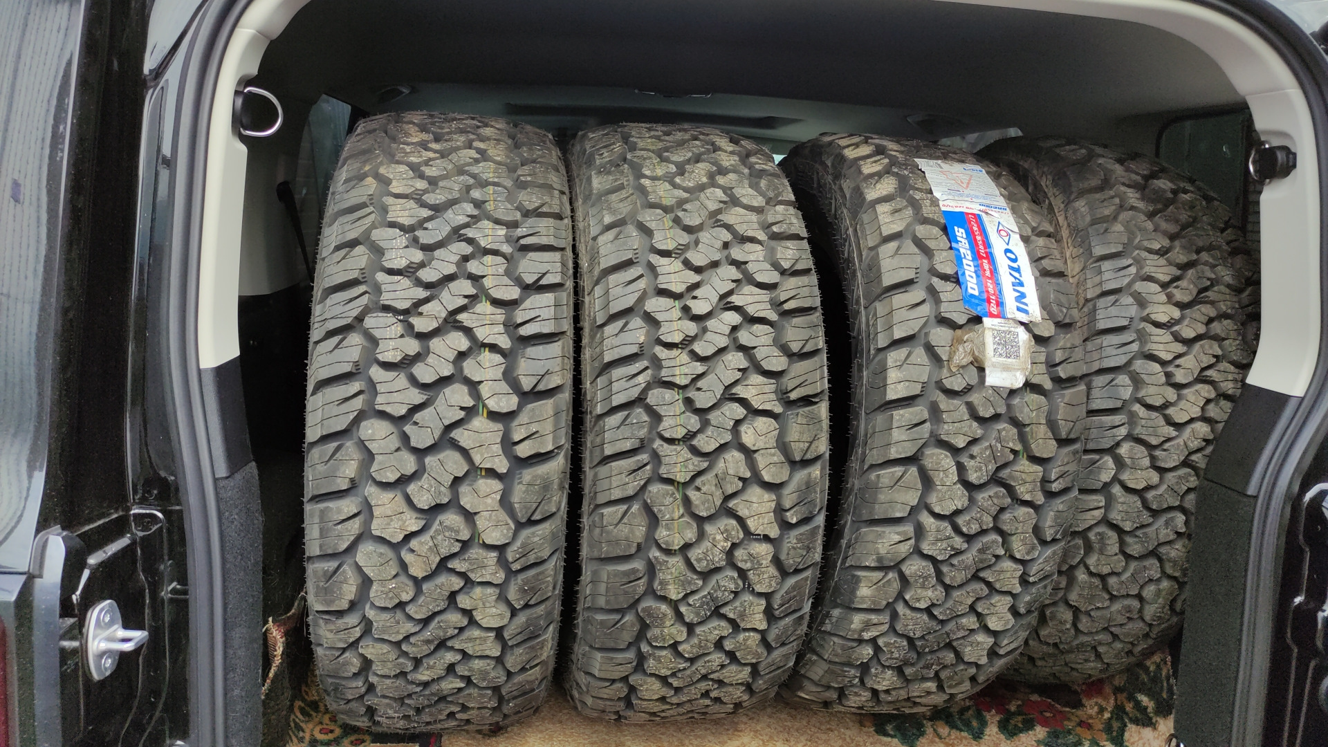 Поставил шины А/Т — Tank 300, 2 л, 2023 года | шины | DRIVE2