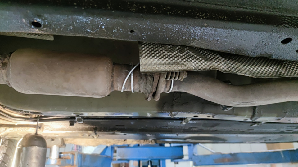 Фланец глушителя — Nissan Qashqai (1G), 2 л, 2010 года | поломка | DRIVE2