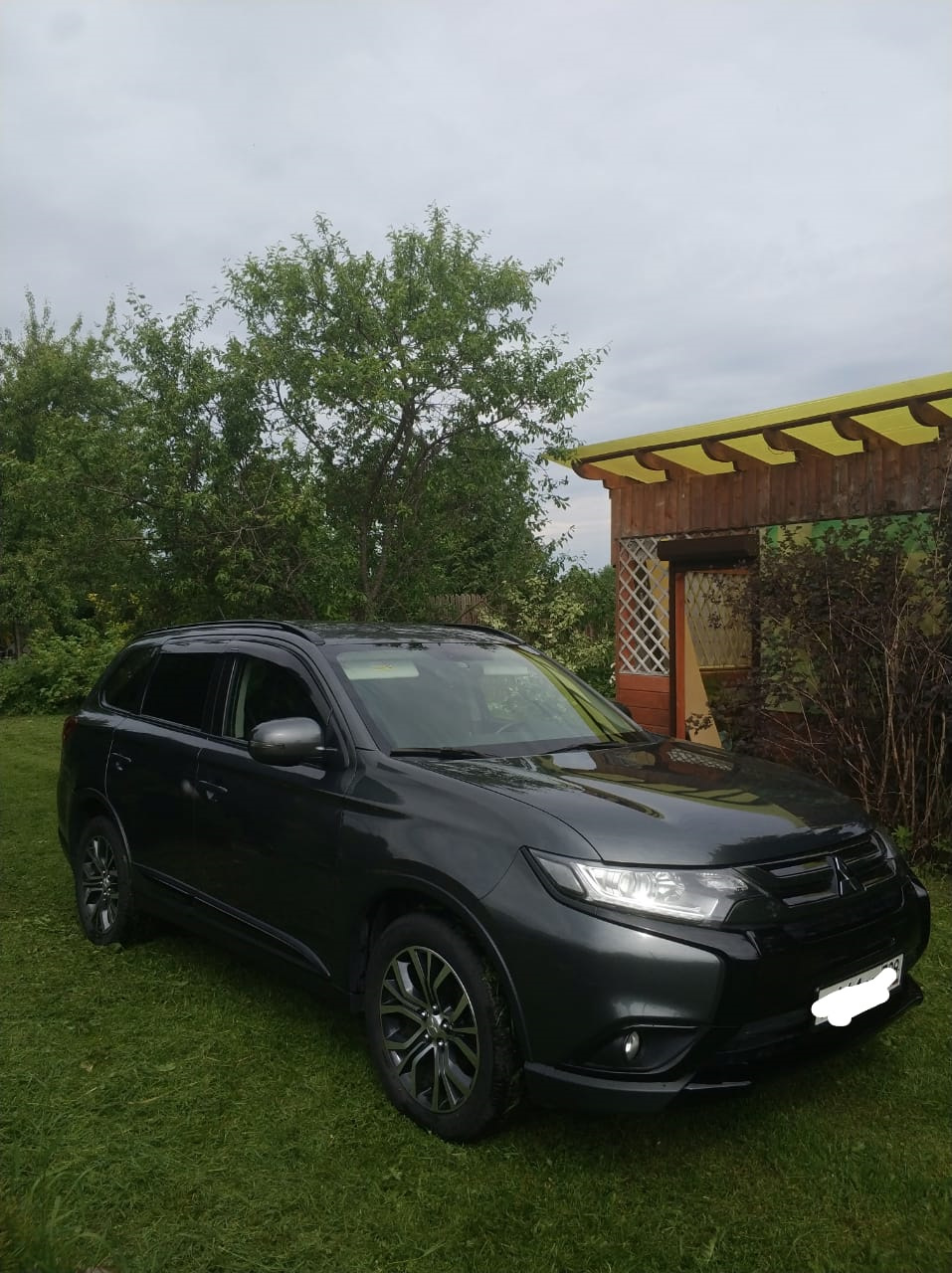 Mitsubishi outlander 3 антихром. Митсубиси аутлендер антихром. Черный аутлендер 2016 антихром. Mitsubishi outlander 2021 антихром. Mitsubishi outlander 3 2 рестайлинг антихром.