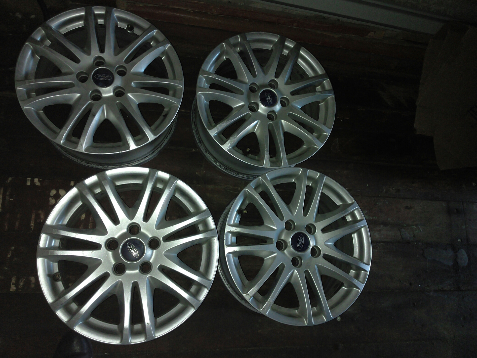 Кому оригинальные диски r16 ? — Ford Focus II Sedan, 1,6 л., 2008 года ...