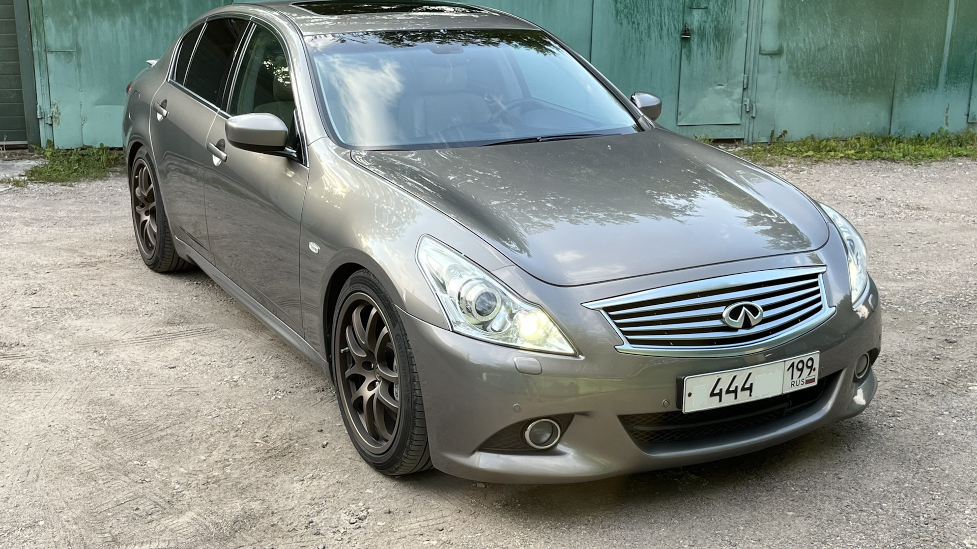 Установка спорт порогов. — Infiniti G25, 2,5 л, 2010 года | тюнинг | DRIVE2