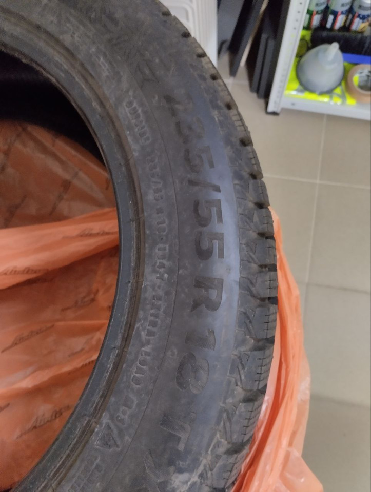 Шины зимние шипованные Continental 235/55 R18 на Skoda Kodiaq ...