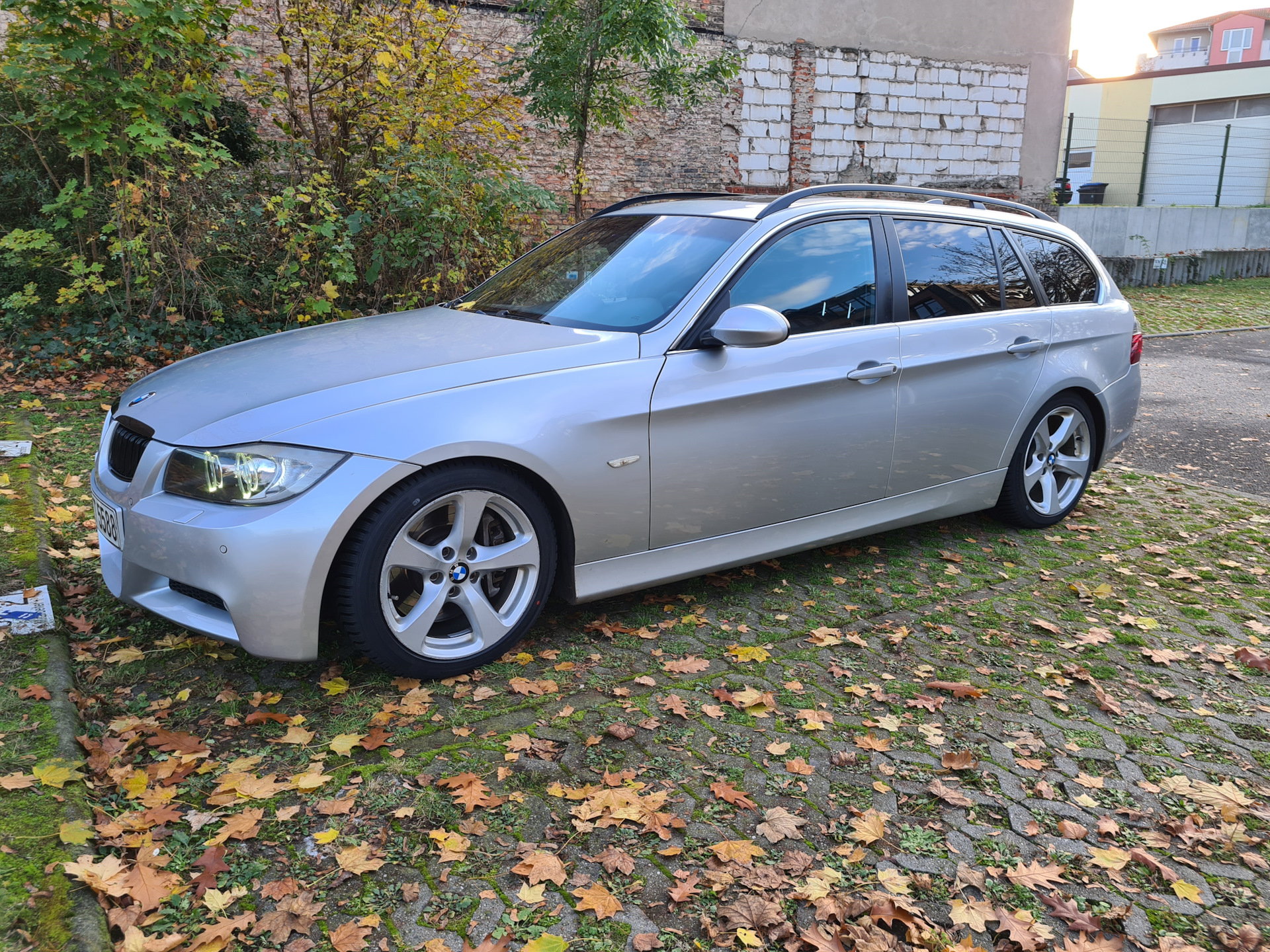 84 Styling 157 — но это не точно :D — BMW 3 series Touring (E91), 3 л, 2008  года | колёсные диски | DRIVE2