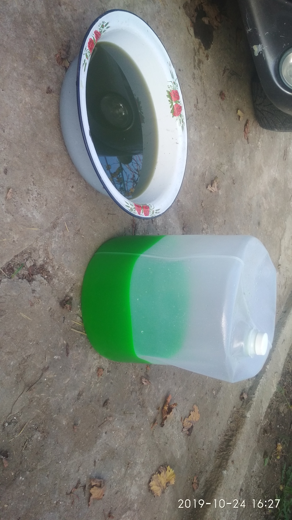 Замена охлаждающей жидкости — Renault Megane Scenic, 2 л, 2001 года ...