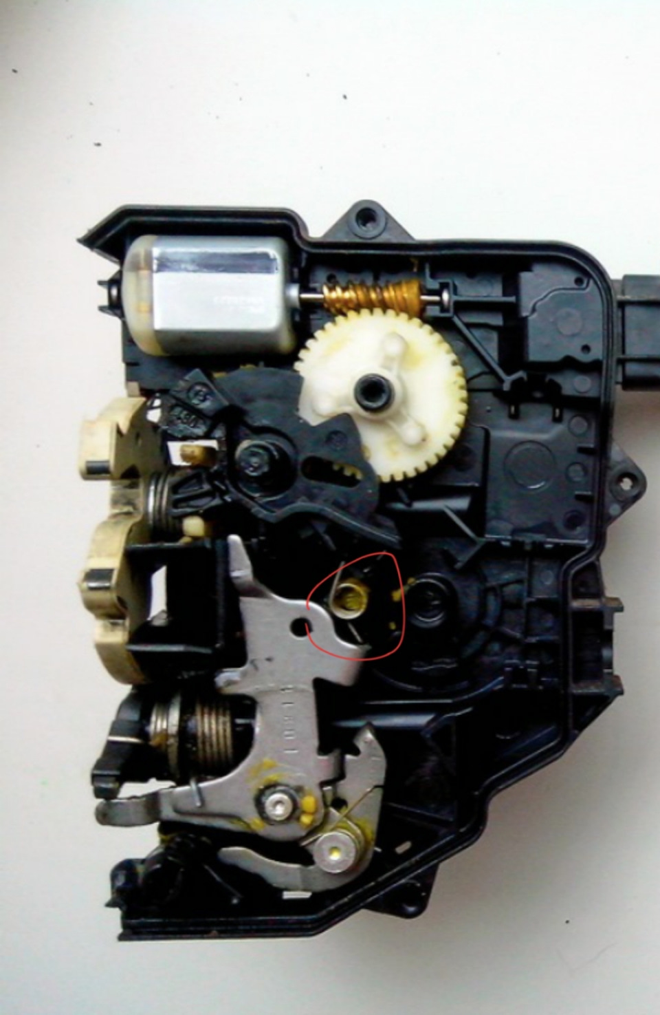 Ремонт замка водительской двери — Opel Corsa D, 1,2 л, 2007 года ...