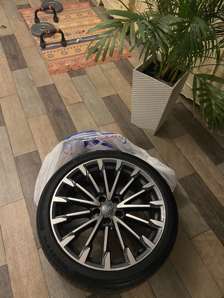 Литые диски Германия 8,5Jx19 ET32 5x112 на Audi A4 (B9), Audi A5 (2G ...