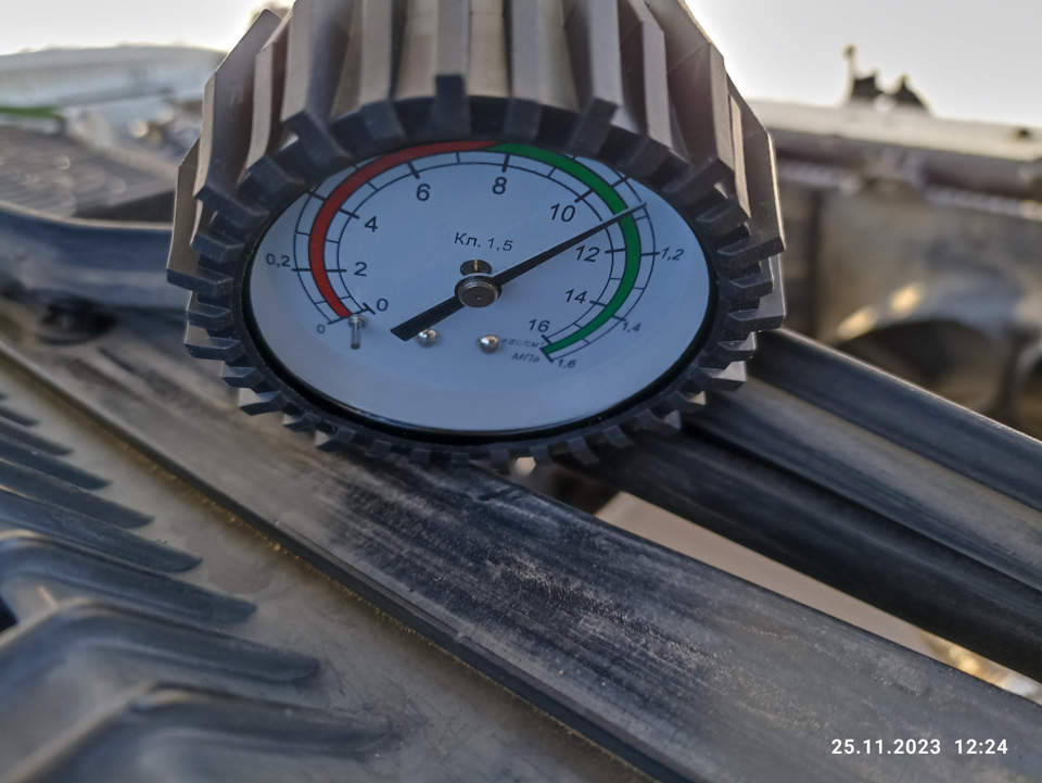 Троим на холодную ч3. Компрессия, не не слышал. — Toyota Gaia, 2 л ...