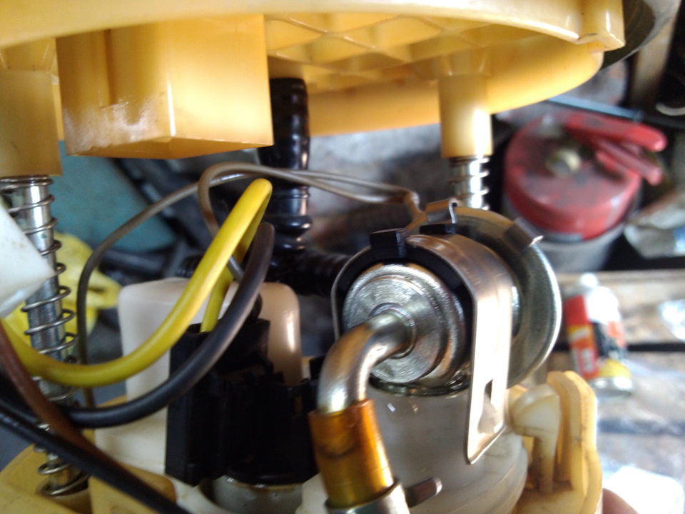 Замена уплотнительных колец бензонасоса. — KIA Ceed SW (1G), 1,6 л ...