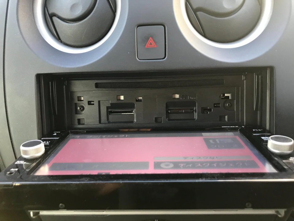 Фото в бортжурнале Nissan Note (2G)