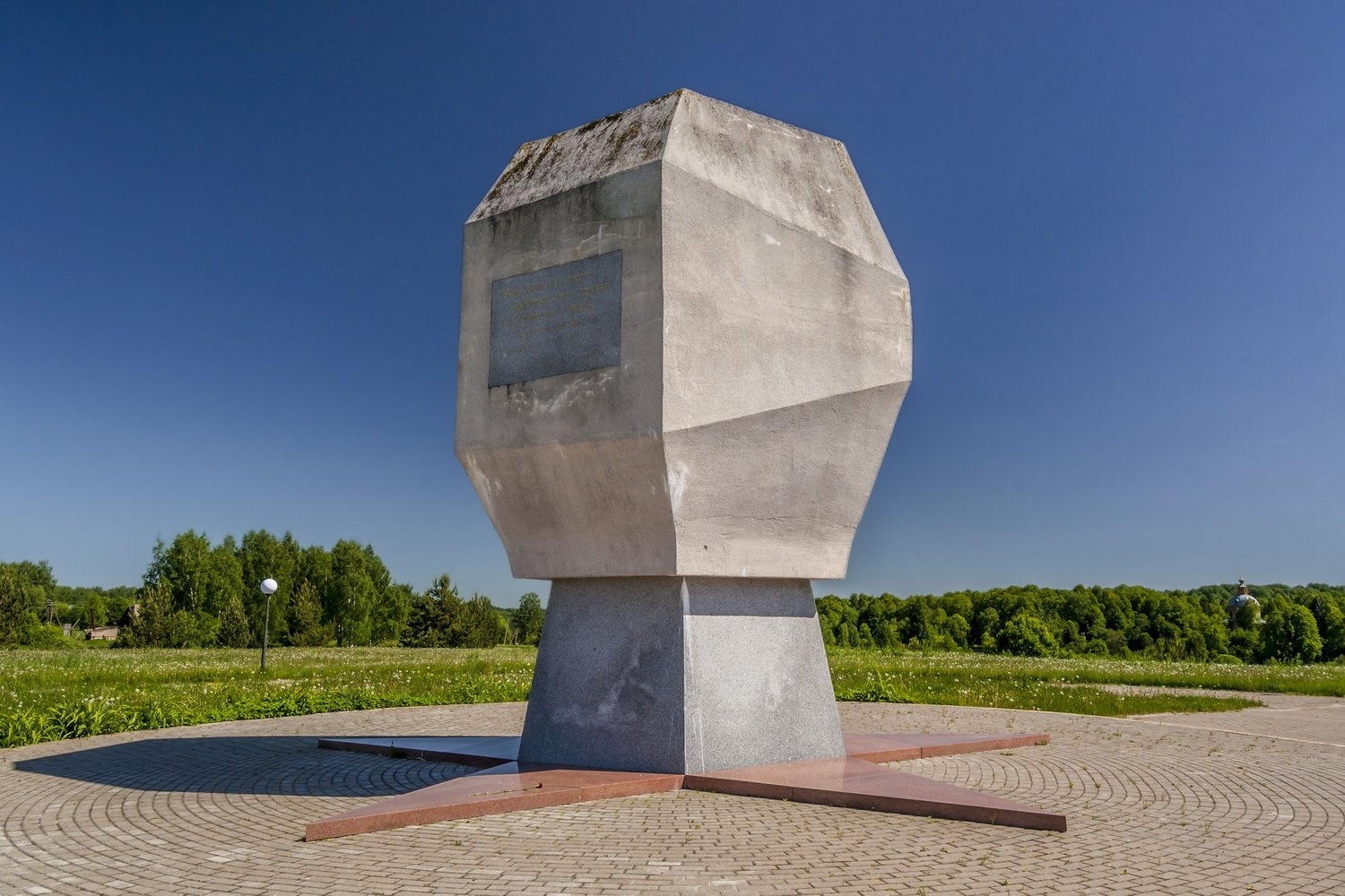 Памятники полю. Мемориальный комплекс Богородицкое поле. 