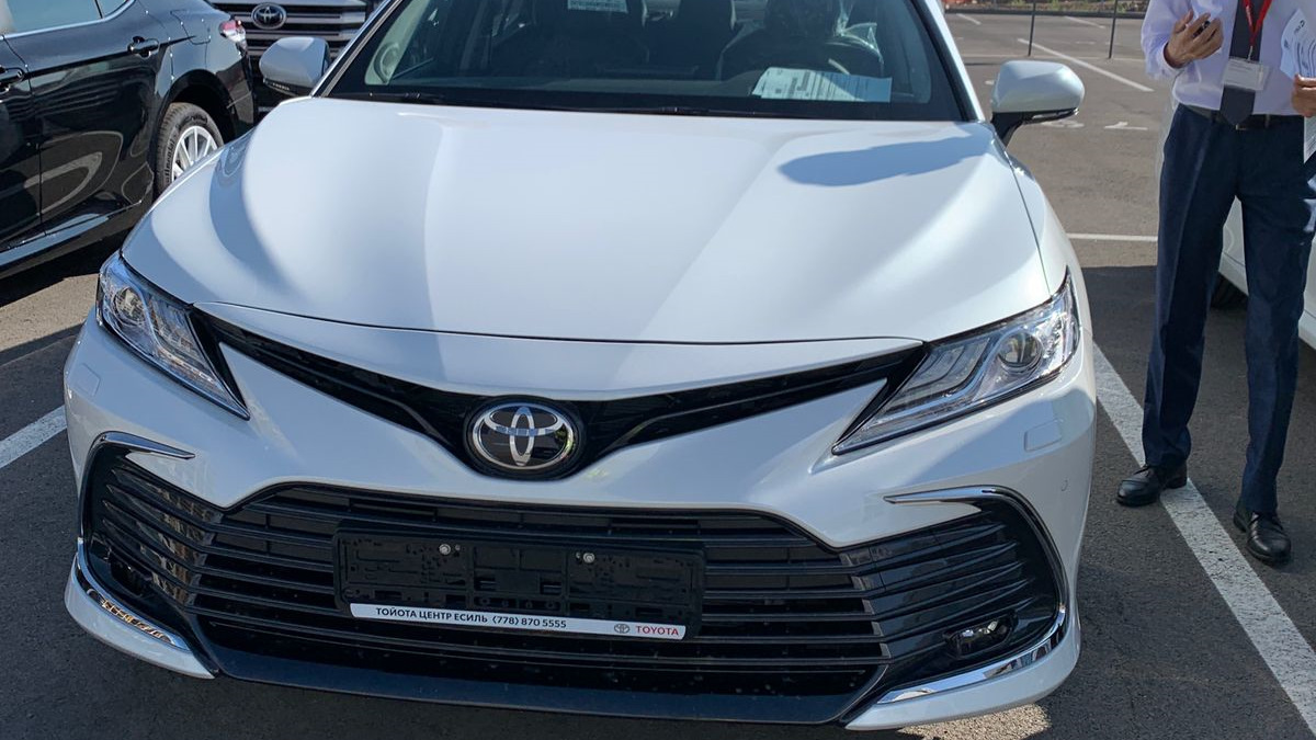 Toyota Camry (XV70) 2.5 бензиновый 2021 | на DRIVE2