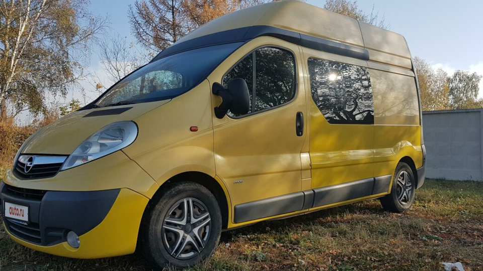 Opel Vivaro 2007. Опель Виваро автодом. Опель Виваро желтый. Дом на колесах Opel.