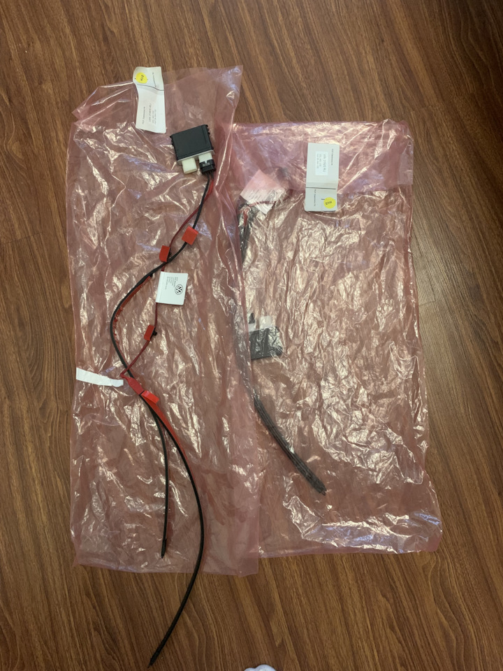 Новая оригинальная Easy open виртуальная педаль VAG на Audi A4 (B9 ...