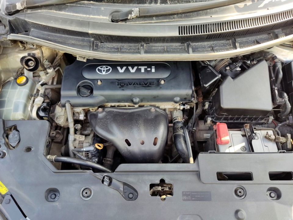 Покраска защиты выпускного коллектора — Toyota Blade, 2,4 л, 2009 года ...