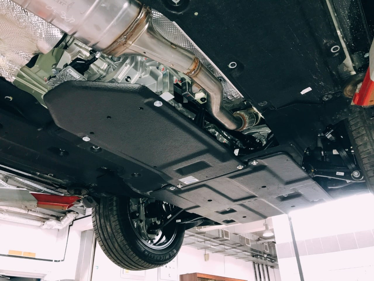 Установка защиты картера Genesis GV80 — Autotank на DRIVE2