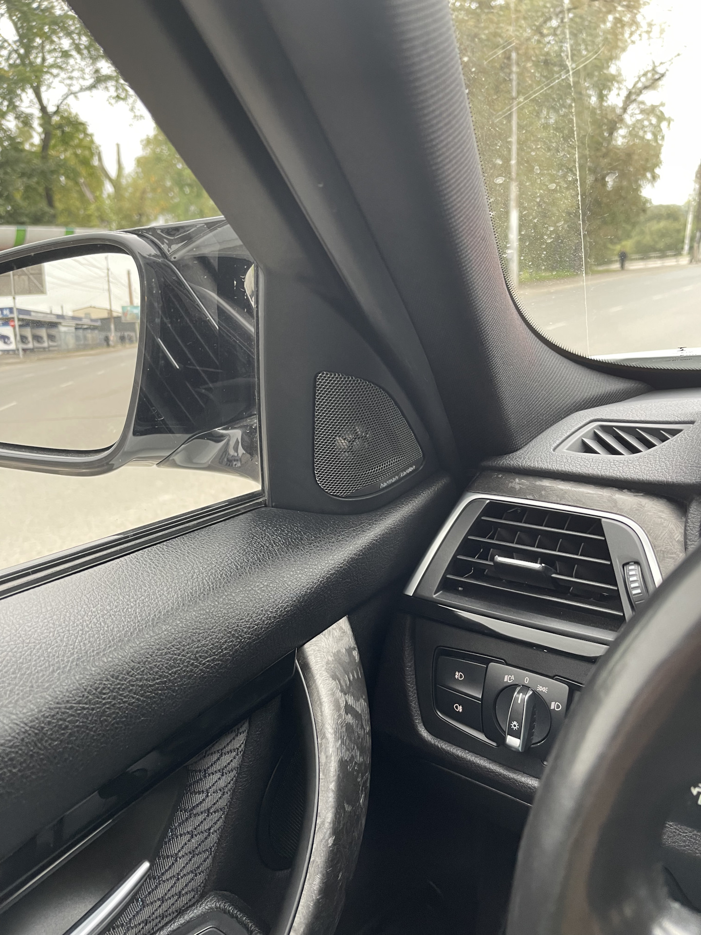 harman kardon bmw f30