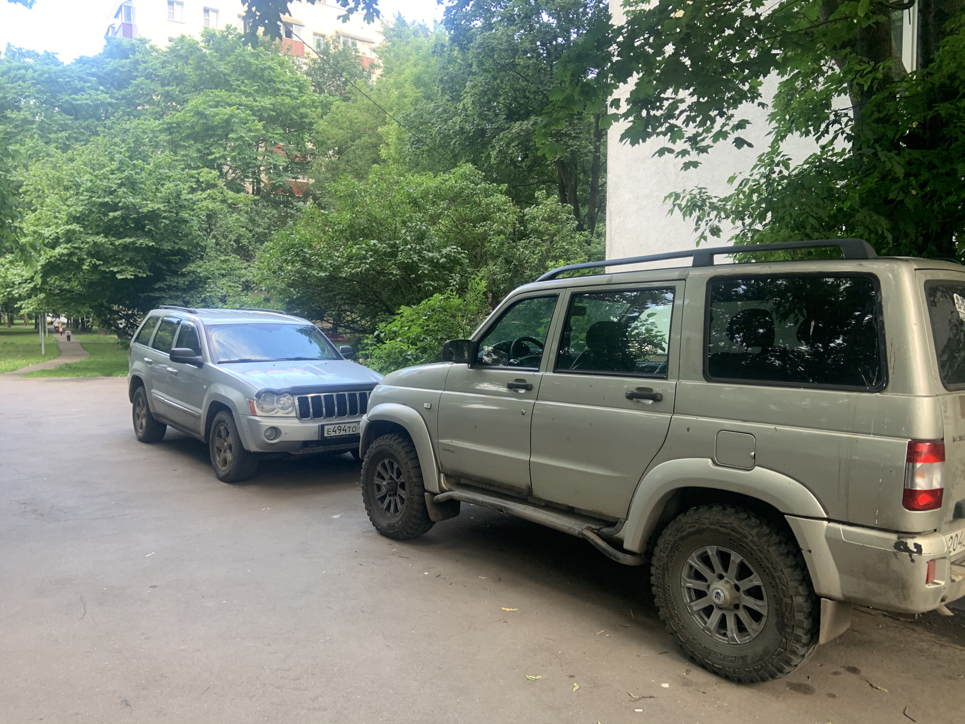 Крайняя запись. Патриот vs Jeep Grand Cherokee (WK) — УАЗ Patriot, 2,2 л,  2012 года | просто так | DRIVE2