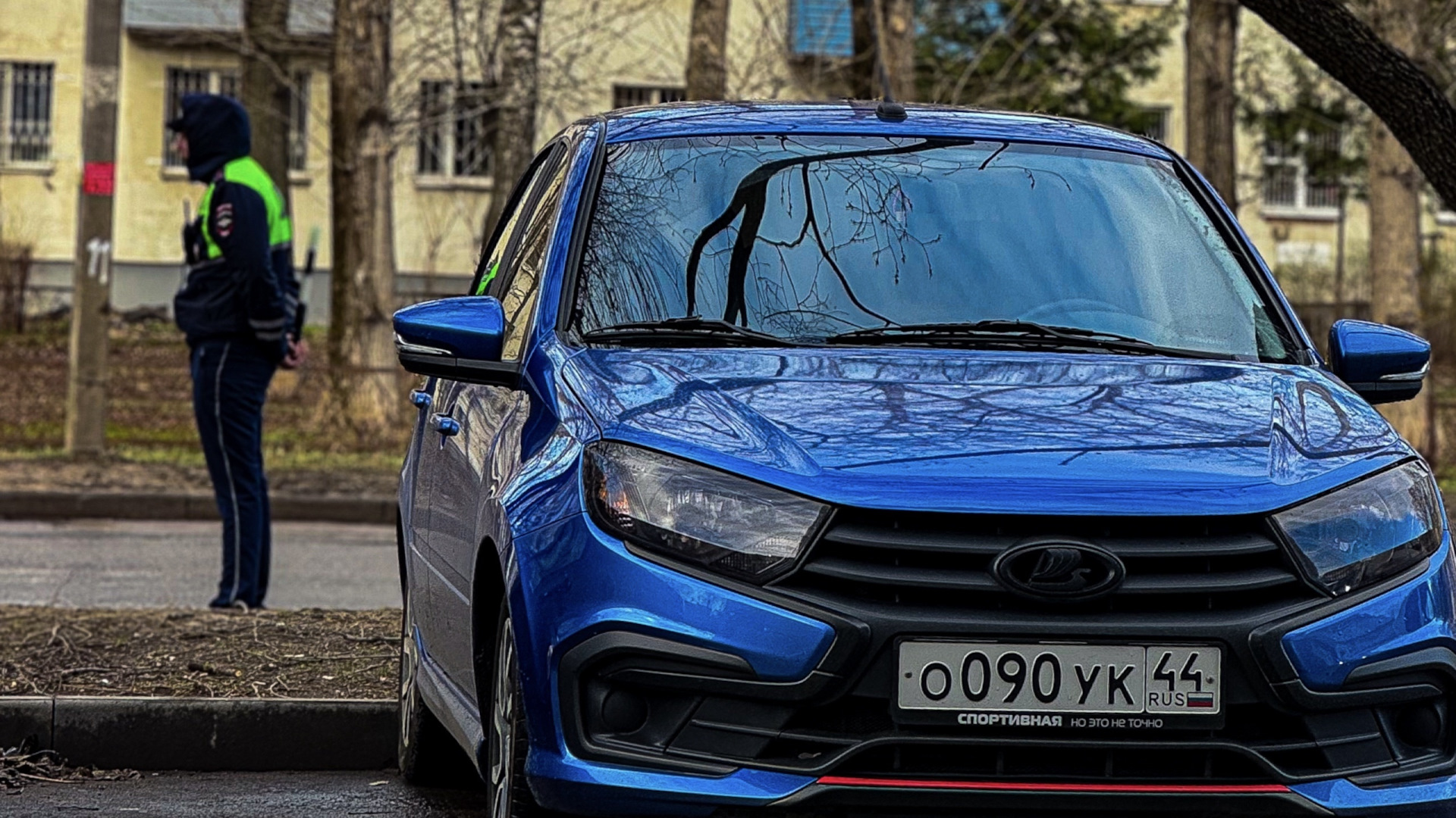 Lada Гранта (2G) FL 1.6 бензиновый 2022 | 🔵 Планета на DRIVE2