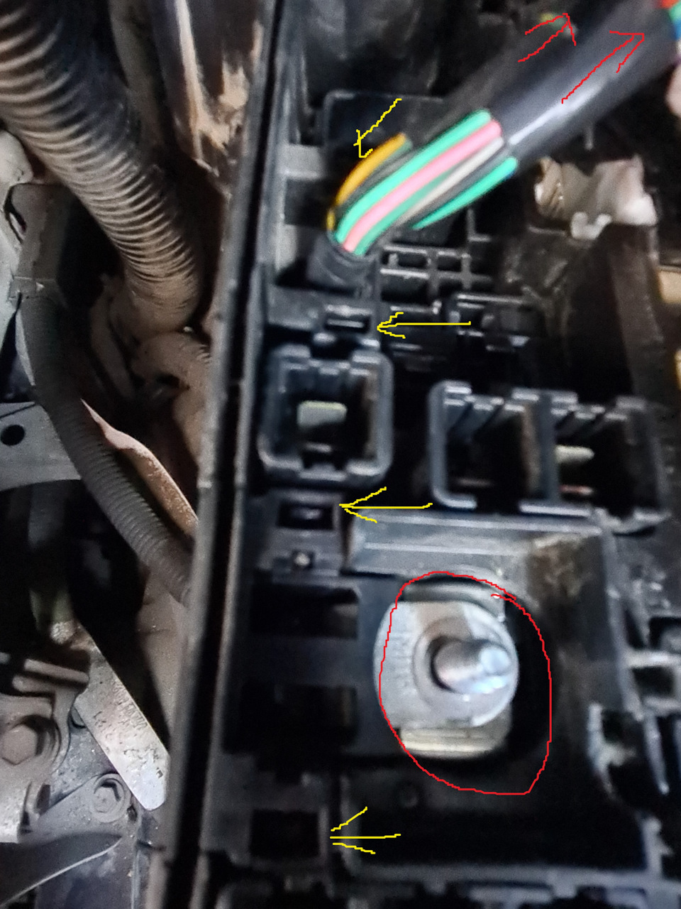 Фото в бортжурнале Toyota Vellfire (2G)