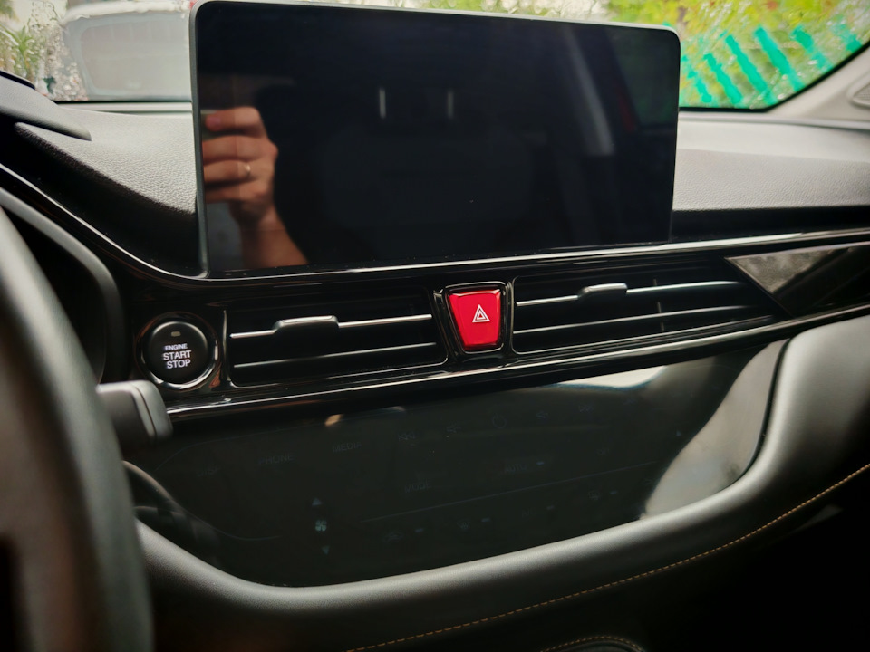 54. Оклеил сенсор и монитор — Москвич 3, 1,5 л, 2023 года | аксессуары ...