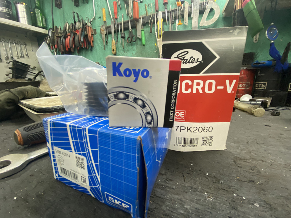 #14. Замена приводного ремня, обводного ролика и подшипника на натяжном ...