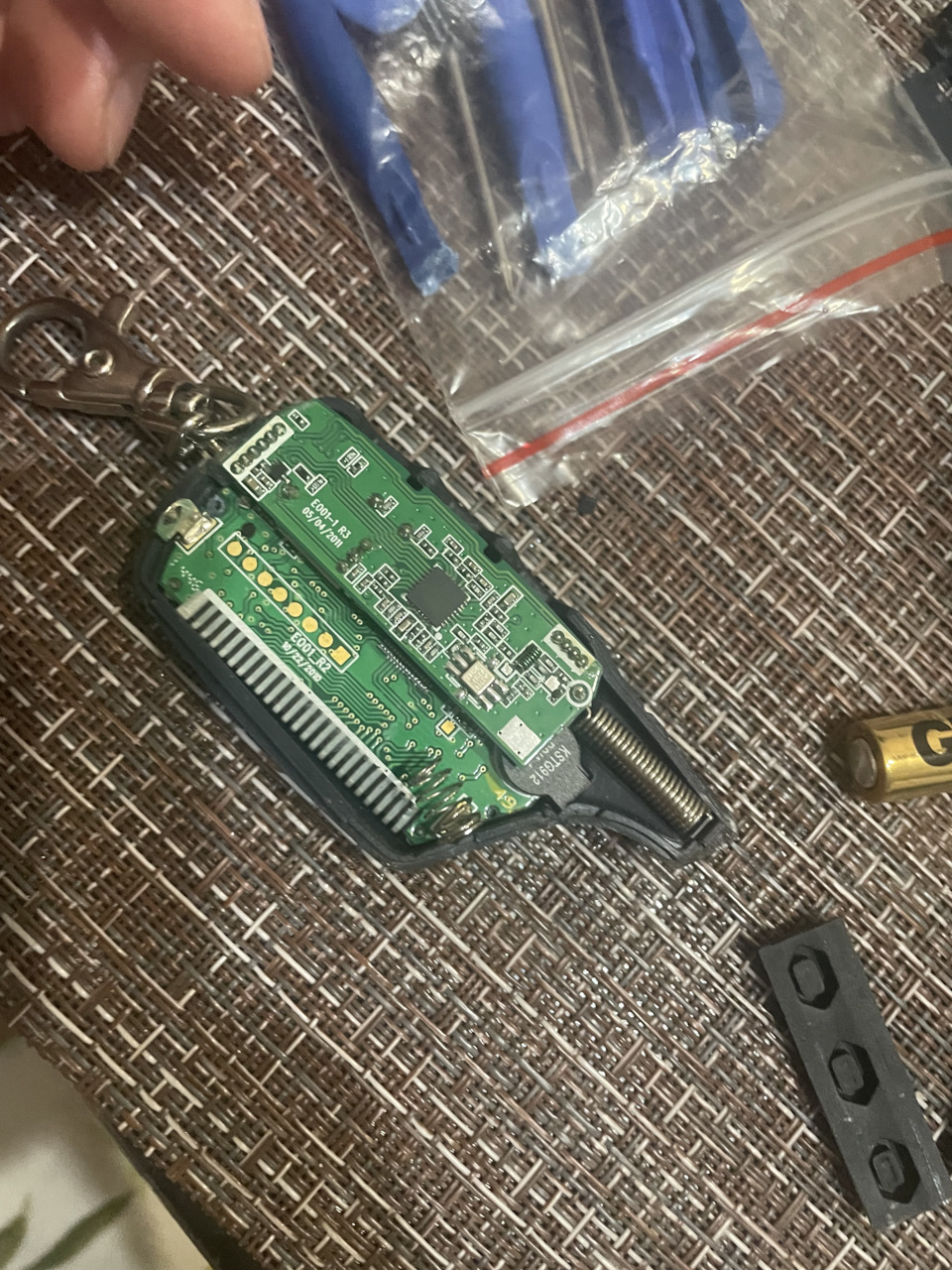 Залипла кнопка на брелке Starline a91 — Skoda Octavia A4 Mk1, 1,6 л ...