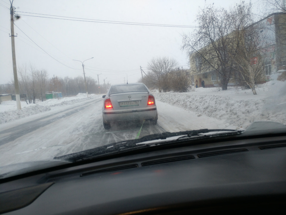 Приехали! Срезало шпонку — Volkswagen Passat Variant (B3), 1,8 л, 1989 ...