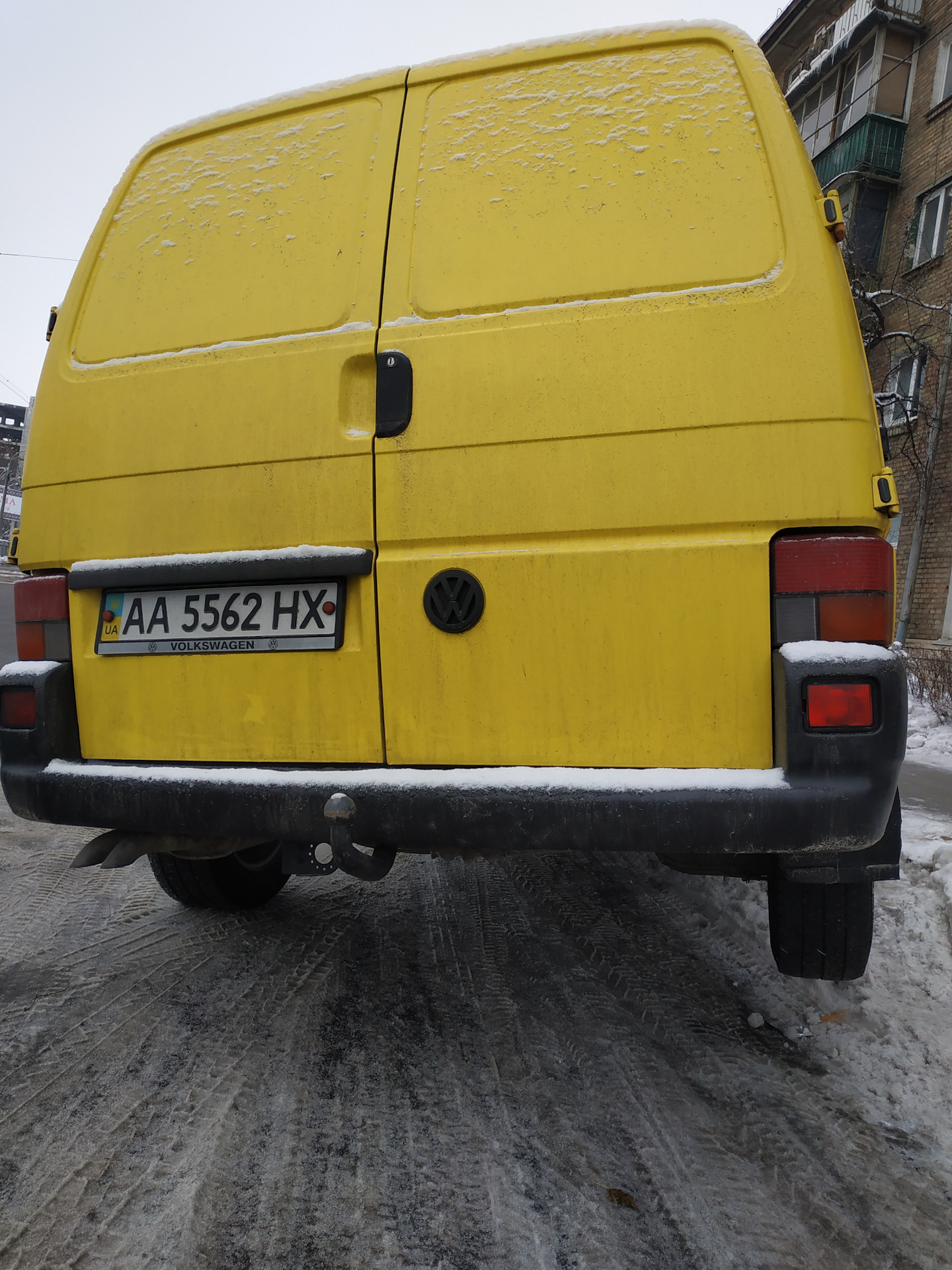 Бриджстоун зима лучше ханкук — Volkswagen Transporter T4, 2,5 л, 2000 ...