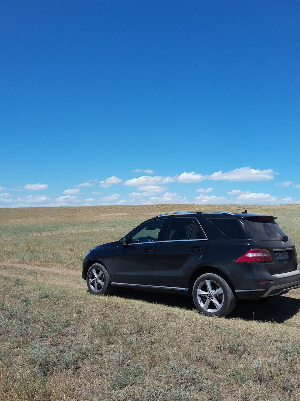 Неравномерный износ протектора. — Mercedes-Benz M Class (W166), 3 л ...