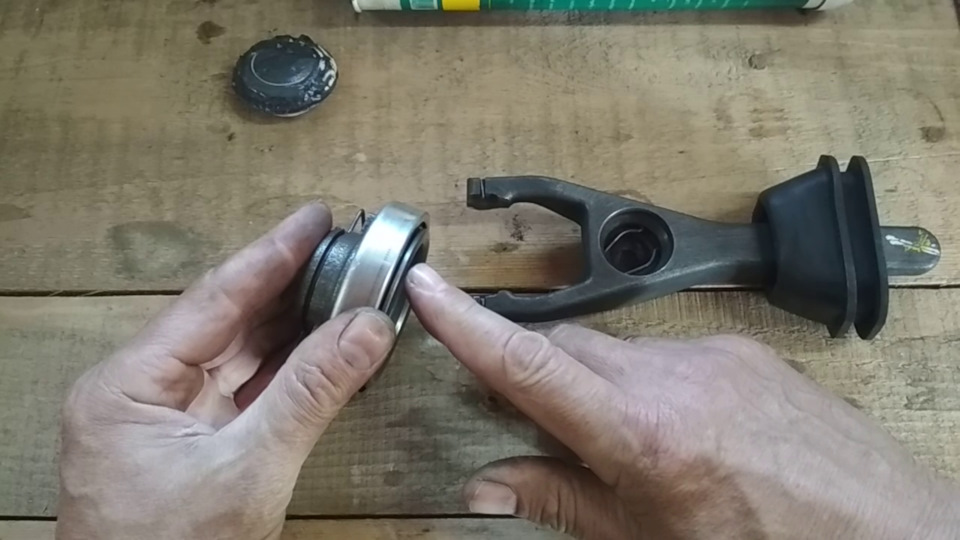 Замена выжимного подшипника R-51… — Nissan Pathfinder (3G), 2,5 л, 2006 ...