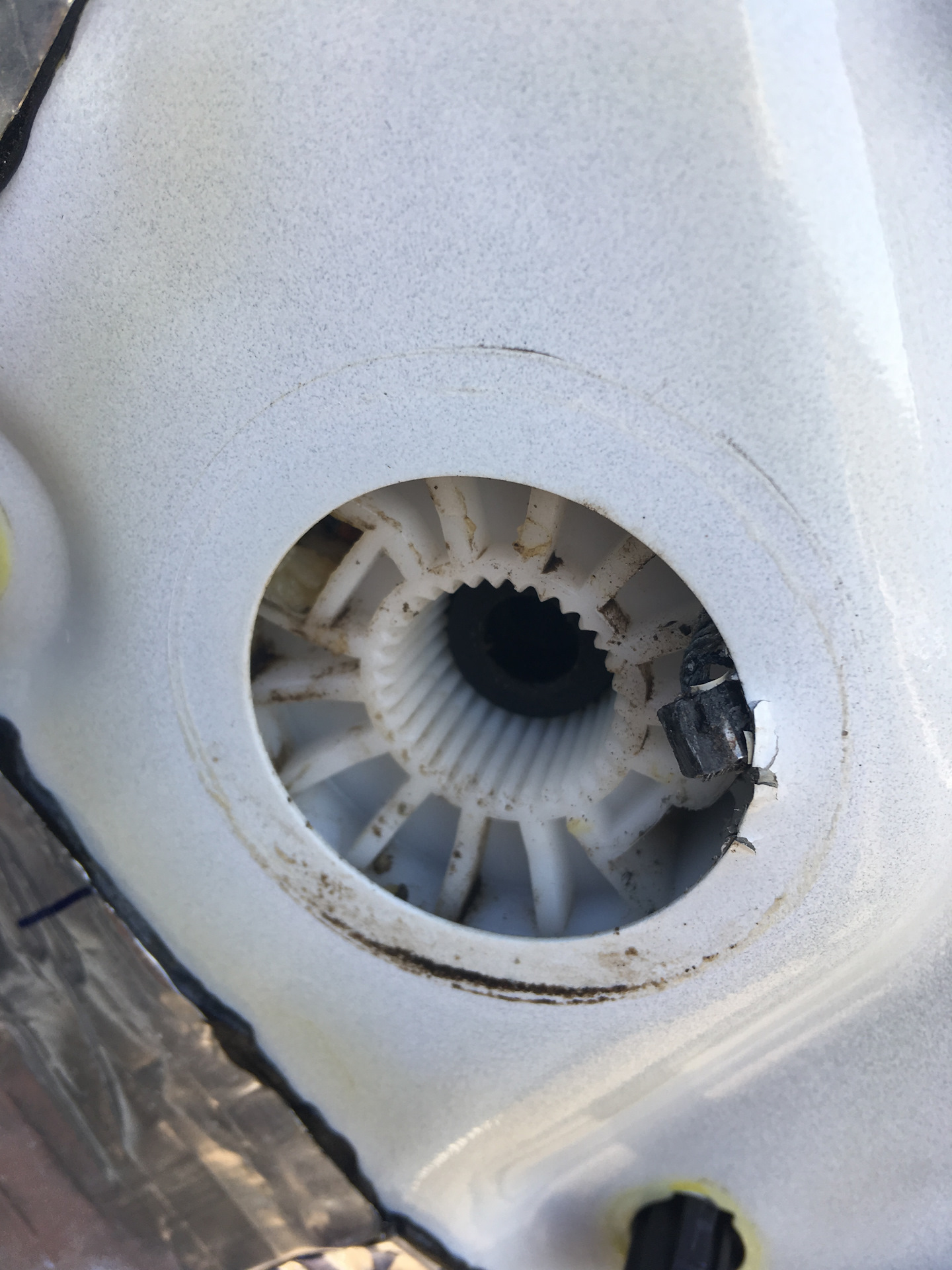 trouble 7. Замена стеклоподъемника пассажира — Audi A5 (1G), 1,8 л ...