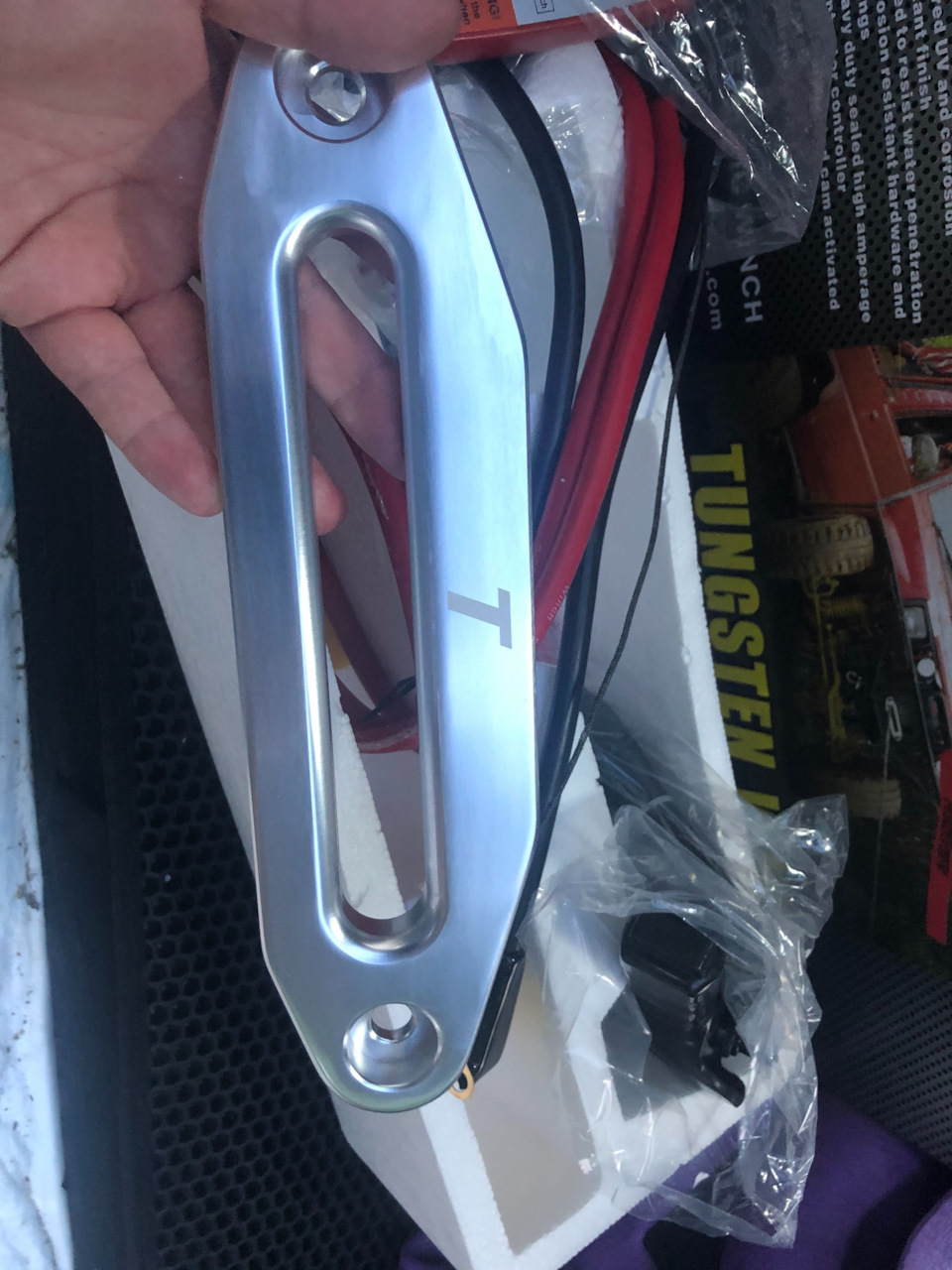 Установка ксенона и новых ламп в противотуманки — BMW X5 (E70), 3 л ...