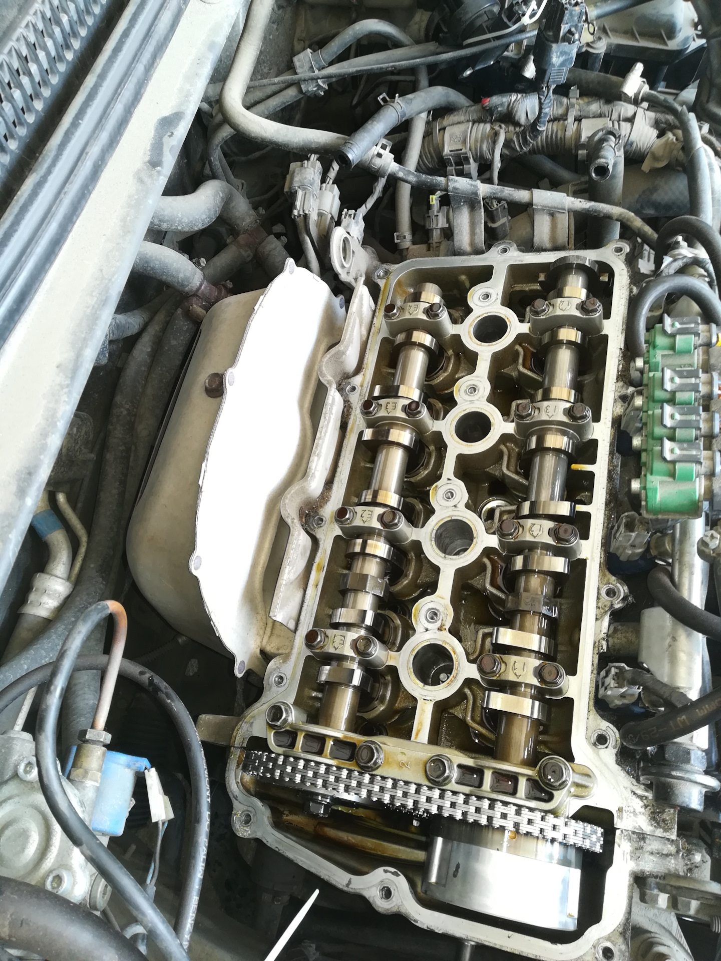 Замер зазоров клапанов и проверка натяжителя цепи G4FC — KIA Ceed (1G ...