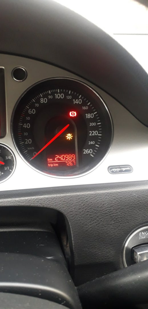 Замена ламп ближнего на LED — Volkswagen Passat B6, 1,8 л, 2008 года ...