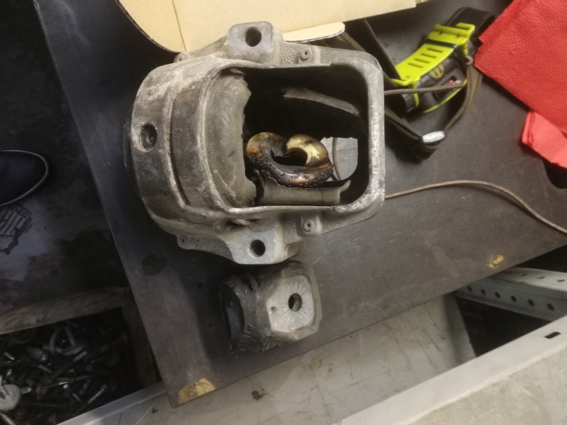 замене 1800. сайлентблоки задней балки ниссан тиида. замене 1800. переборка машинки honda. замене 1800.