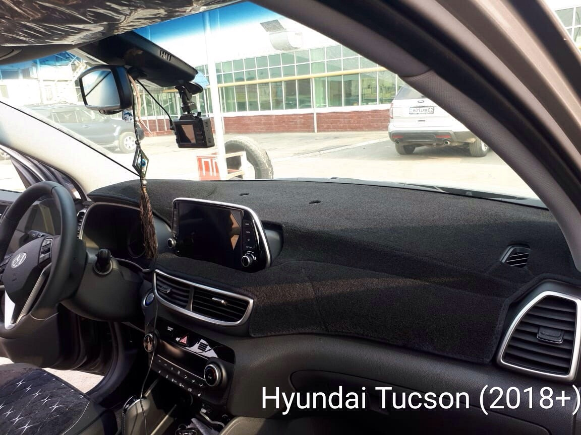 Накидка на панель приборов. Накидка на панель Hyundai Tucson 2020. Накидка на панель приборов Хендай Элантра. Накидка на панель приборов Хундай Туксон 2016. Кожаная накидка на панель приборов Hyundai Tucson 2015.